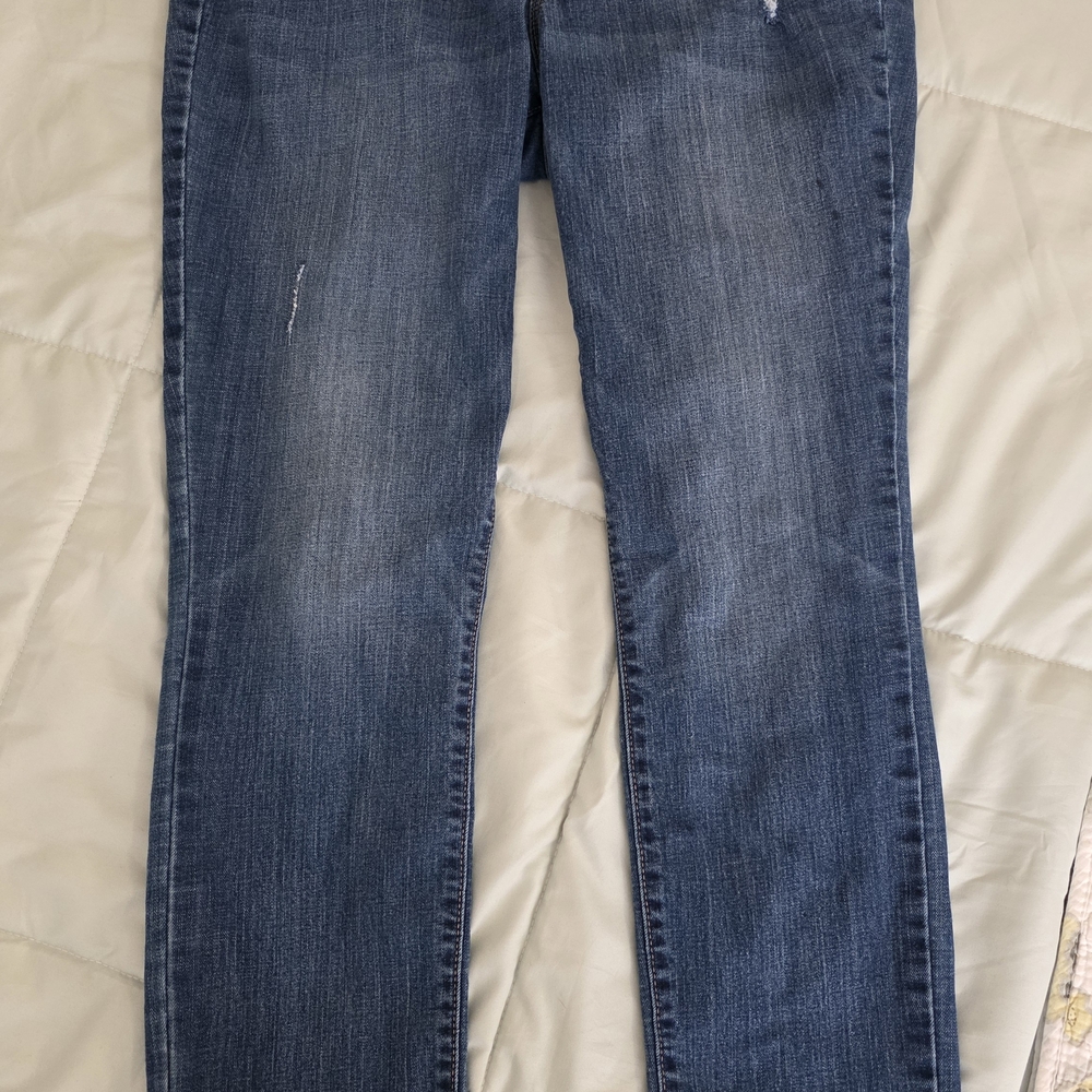 Old Navy Women's Straight Leg Jeans in Deep Blue
